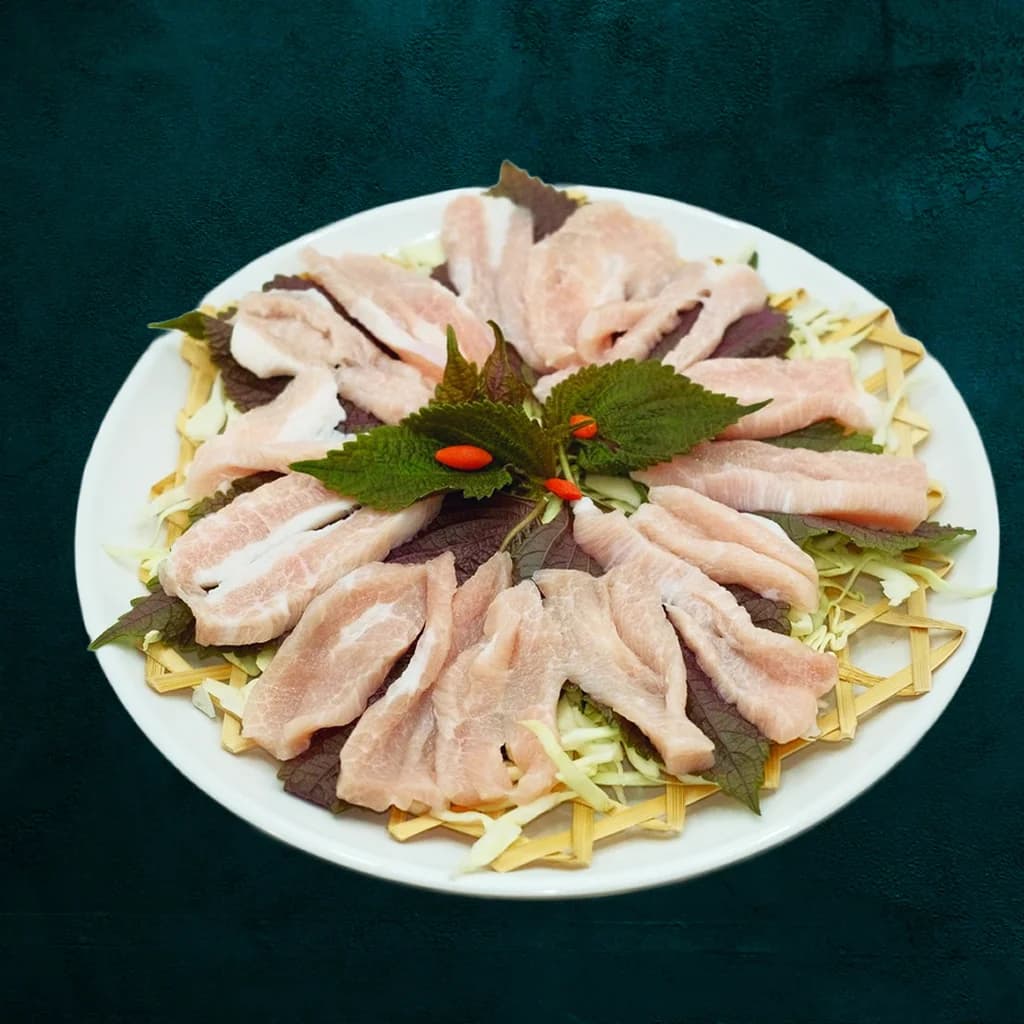 Steamed Pork Jowl w. Perilla Leaves & Cabbage
